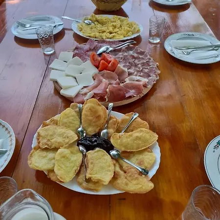 Kuca Za Odmor Dolovi Pensjonat Golubic (Zadar)