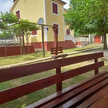 Kuca Za Odmor Dolovi *