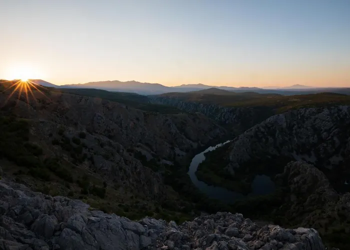 Kuca Za Odmor Dolovi Golubic (Zadar)