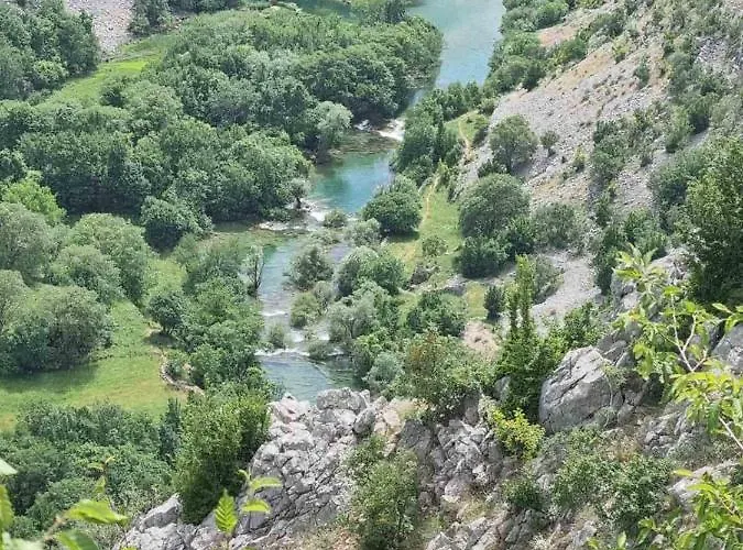 Kuca Za Odmor Dolovi Vendégház *