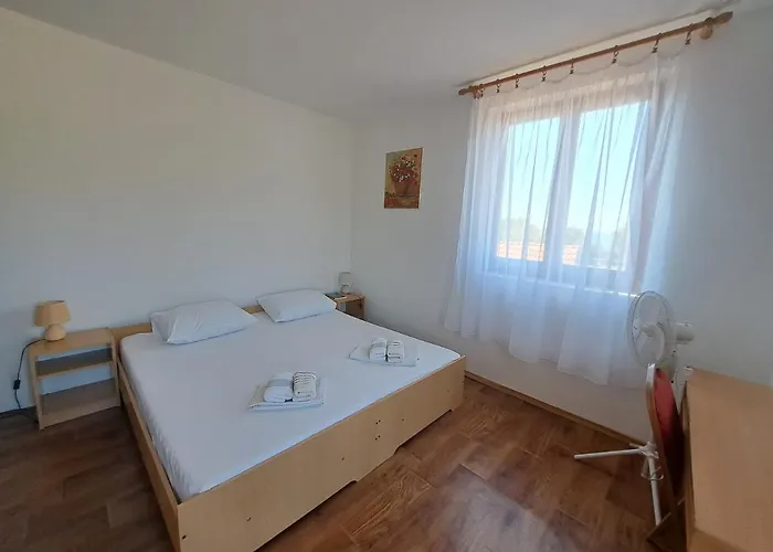 Kuca Za Odmor Dolovi * Golubic (Zadar)
