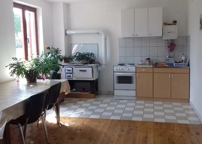 Kuca Za Odmor Dolovi Vendégház *