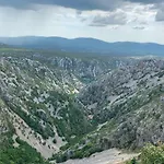 Kuca Za Odmor Dolovi Golubic (Zadar)