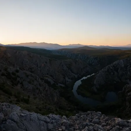 Kuca Za Odmor Dolovi Golubic (Zadar)