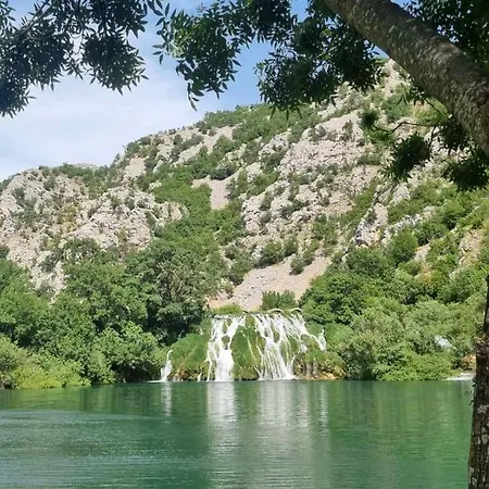 Kuca Za Odmor Dolovi Konukevi *