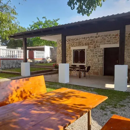 Guest house Kuca Za Odmor Dolovi *