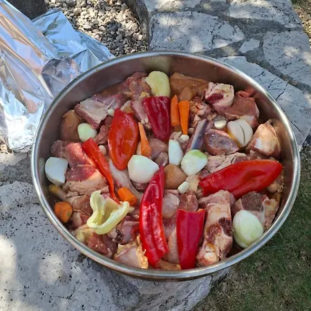 Kuca Za Odmor Dolovi Maison d'hôtes *