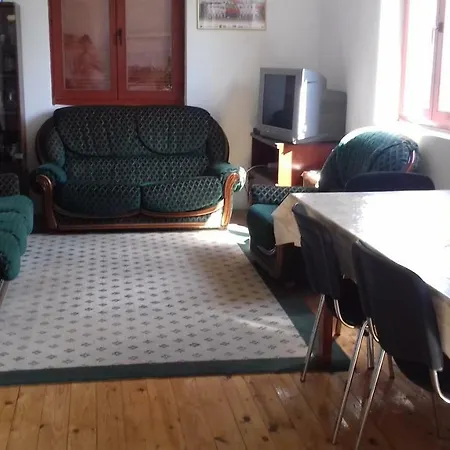 Kuca Za Odmor Dolovi Konukevi